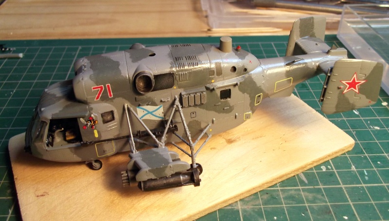 [Hobby Boss] Kamov Ka-29 Helix-B - 1/72 - Page 2 Ka29_021