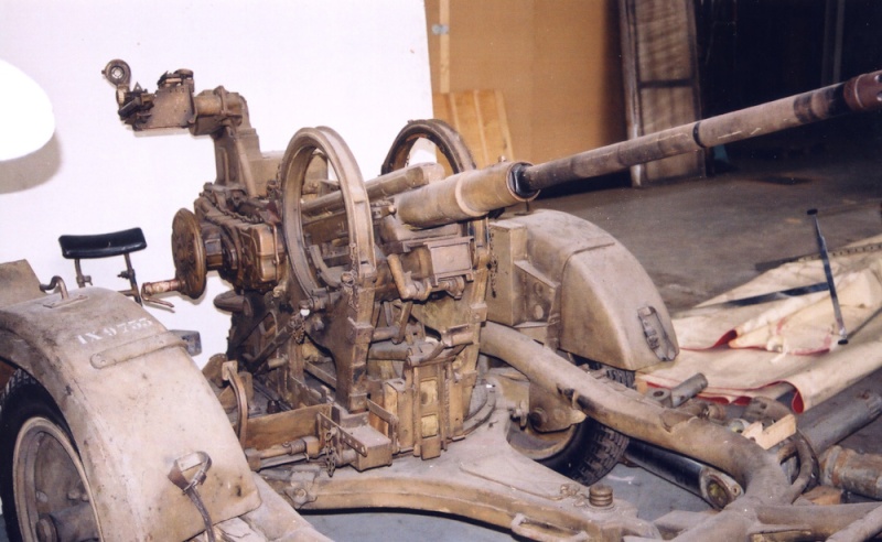 2cm Flak 38 auf fahrgestell Praga RV 20mm_f11