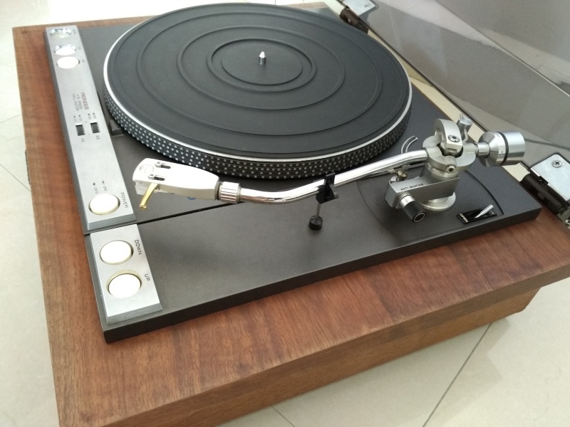 Vintage Pioneer PL-61 Studio Belt Drive TurnTable ( Used)