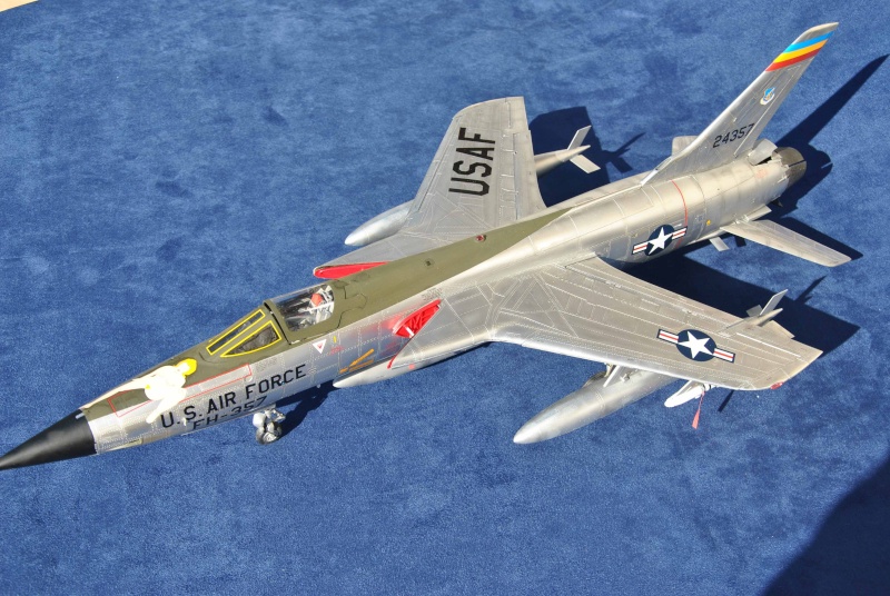 [TRUMPETER] Republic F-105D Thunderchief  1/32 Dsc_1824