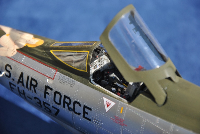 [TRUMPETER] Republic F-105D Thunderchief  1/32 Dsc_1826