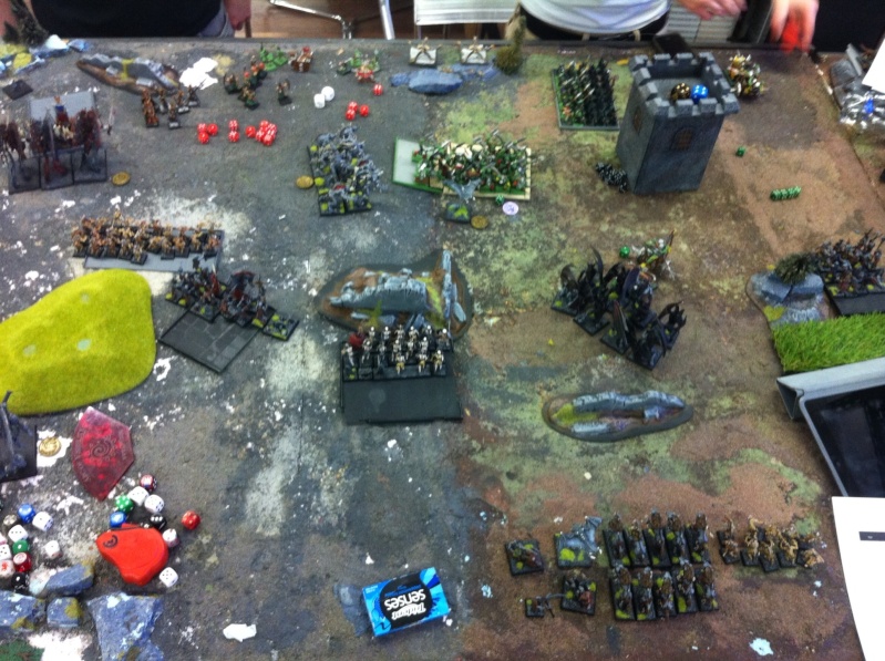 [9th] Nosferatu 2500pts contre Elfes et peaux vertes 2X1500pts  Image13