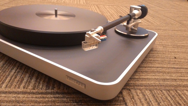 Clearaudio-Concept MM-Turntable-(NEW) P_201633
