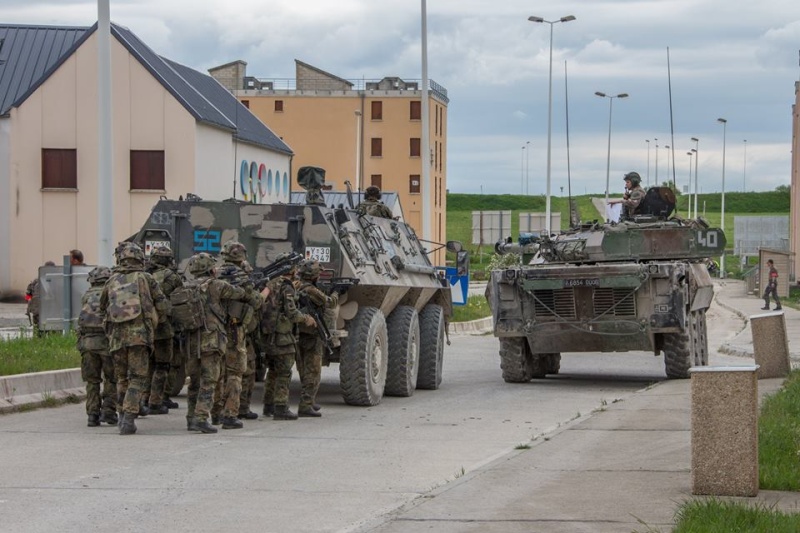 Armée Française / French Armed Forces - Page 5 3263