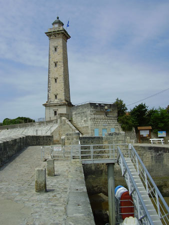 bateau phare  - les phares en mer et à terre (2) 17110011