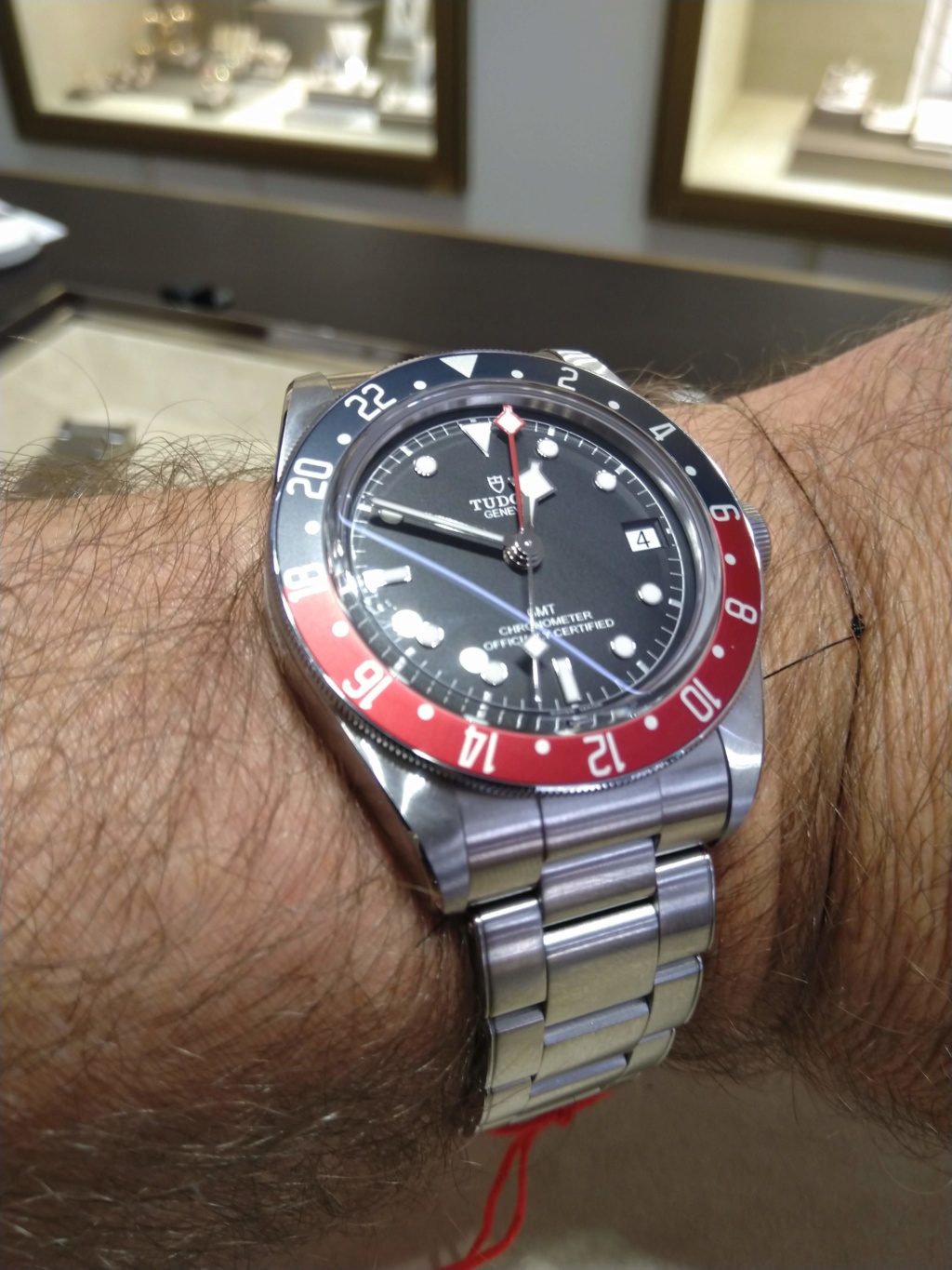 OCEAN - Omega seamaster - Tudor Pelagos LHD - Breitling Super Ocean - Page 2 Tudor_10