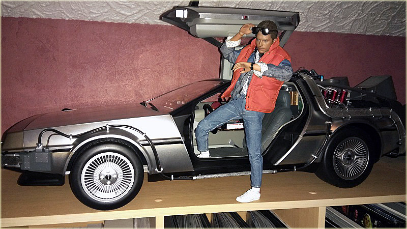 Marty McFly et DeLorean 1/6éme Hot Toys Palie113