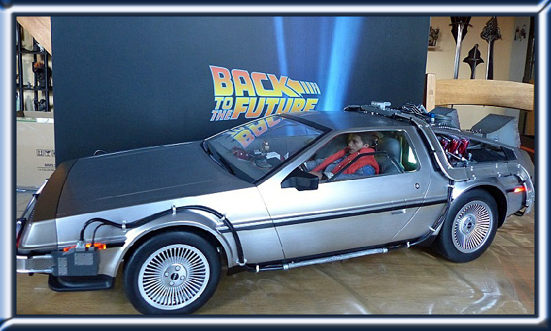 Marty McFly et DeLorean 1/6éme Hot Toys Palier95