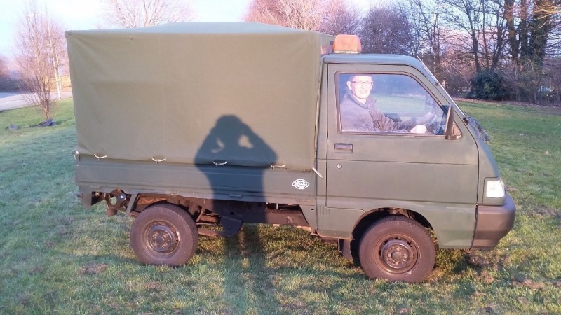 FOR SALE . Cute 2 seater soft top 4WD camper. 2003 1.3l Petrol Daihatsu Hijet £2000ono _86_810