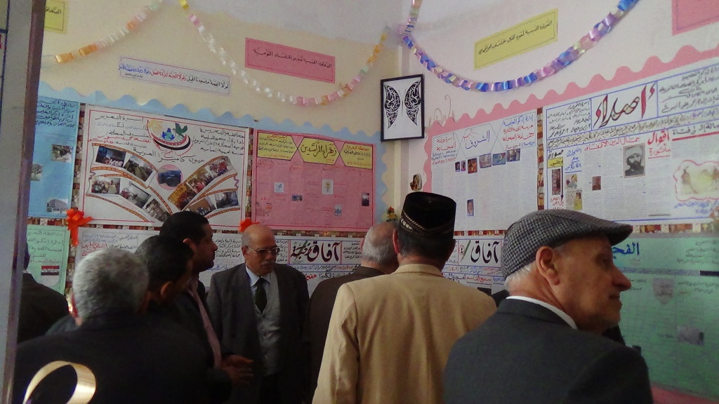 زيارة أبو الغيط  لمعرض الصحافة السنوىى بإدارة إدكو التعليمية 2016 Dsc03710