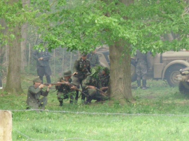 reconstitution à Duclair (76)  aujourd'hui 7-8 mai 2016 P1010115