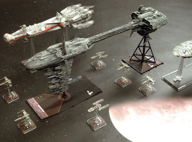 site ( et non sith) pour X-wing et armada  Nebulo11