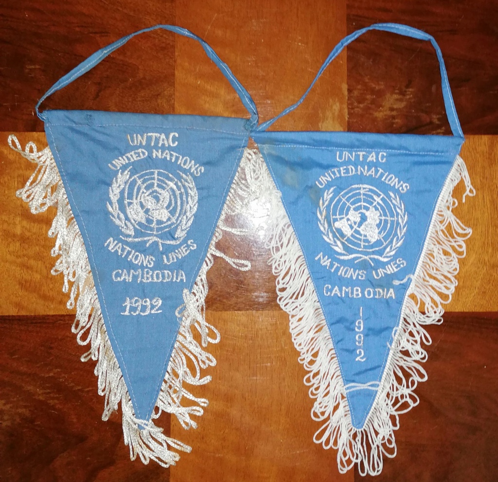 l'ONU au cambodge , unamic apronuc untac 29109610