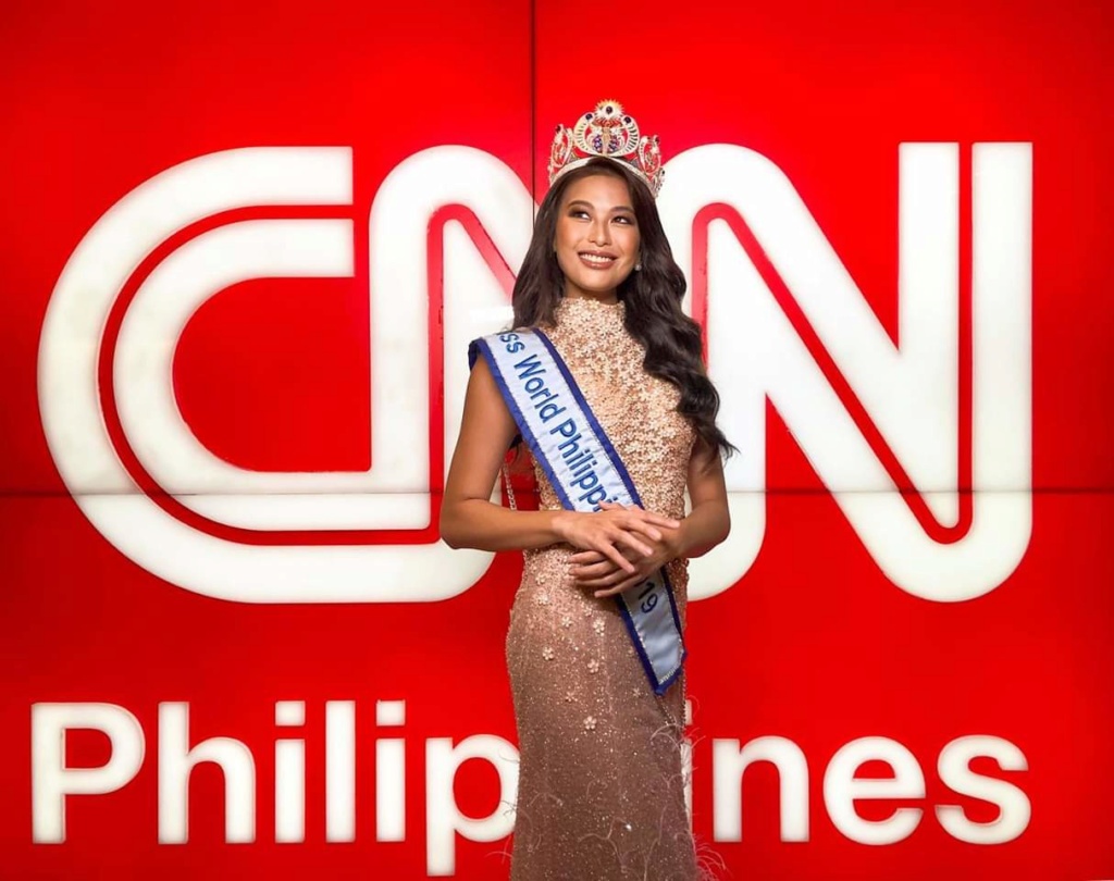 Michelle Marquez Dee (PHILIPPINES WORLD 2019 & UNIVERSE 2023) - Page 2 Fb_im745