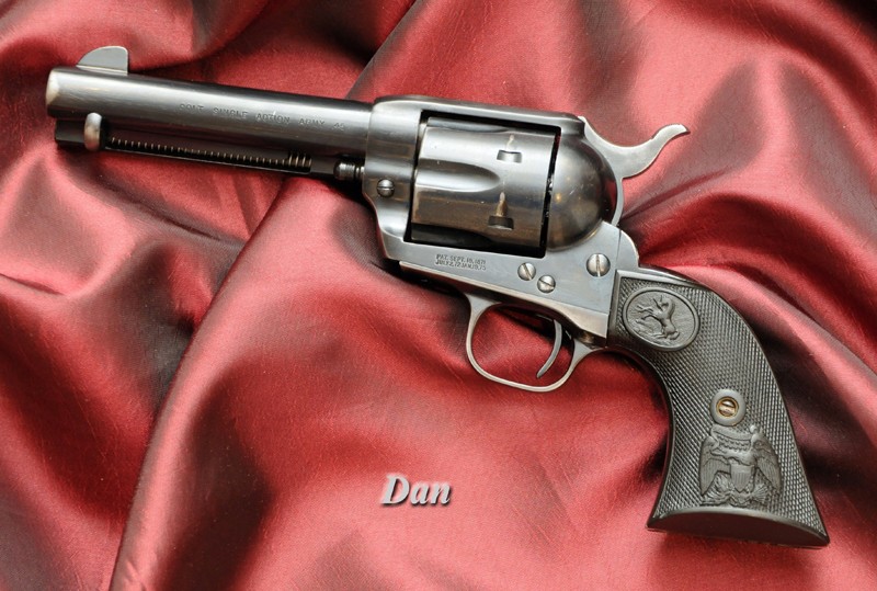 COLT S.A.A. 4"3/4 Dsc_6313