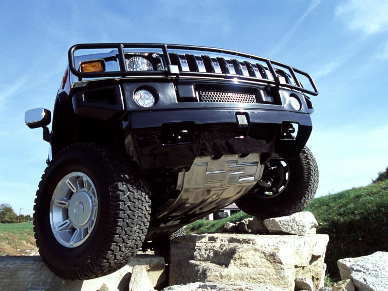C'est beau un Hummer!!! Ca de la classe... Image133