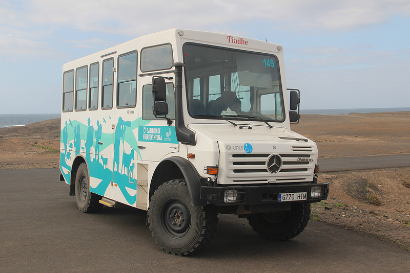 Unimog Bus 16515111