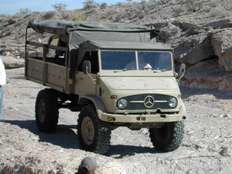 Mogster, un Buggy sur base d'Unimog 404 Dscn1810