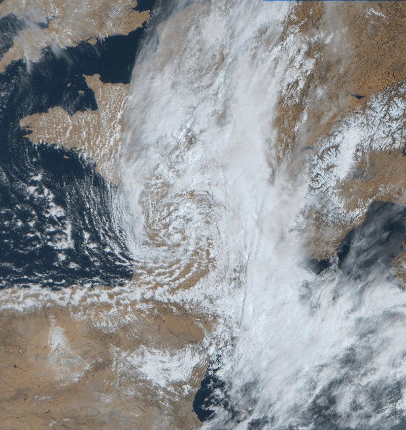 image noaa 15 - Page 2 2016-010