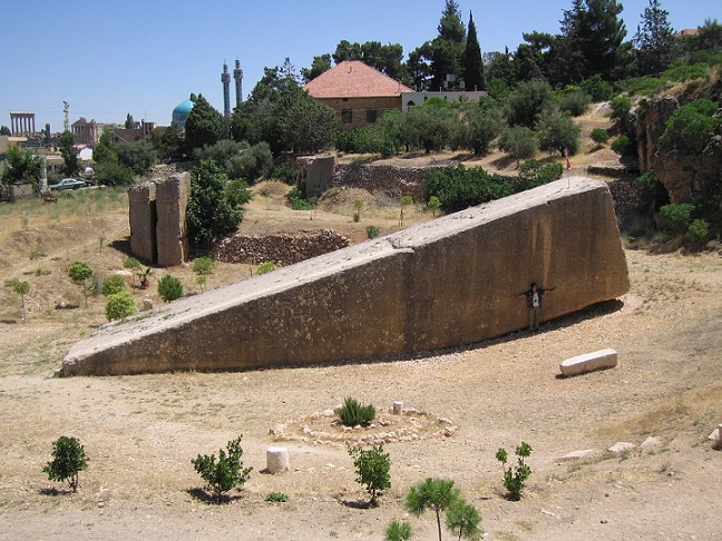 Le trilithon de Baalbek Baalbe11