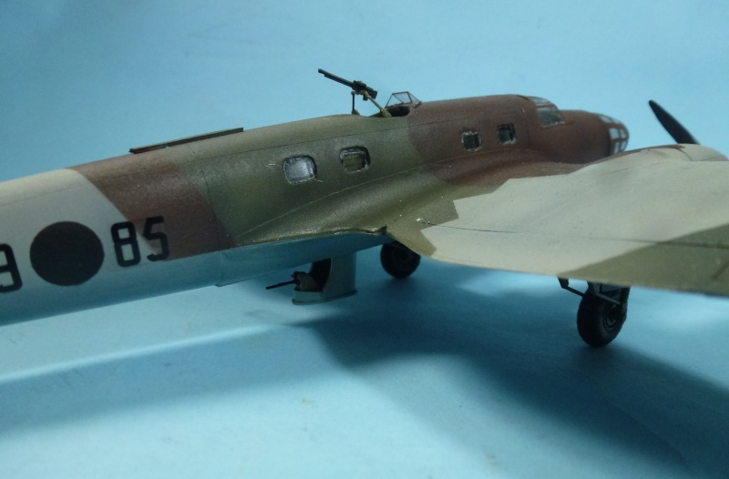 Heinkel 111B - 1/72 Rodden - Challenge Small Wings Guerre d'Espagne - Page 3 P1090720