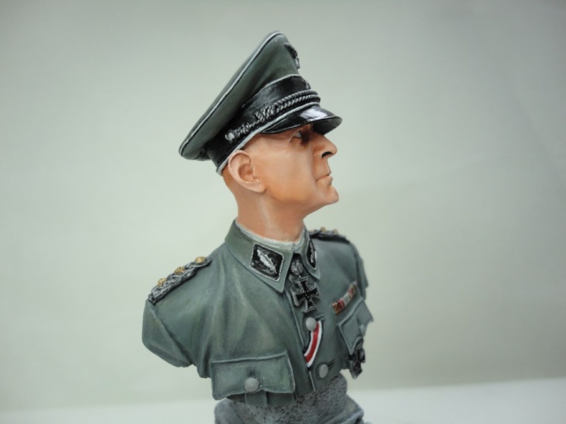 OFFICIER ALLEMAND   1/10  Dsc00062