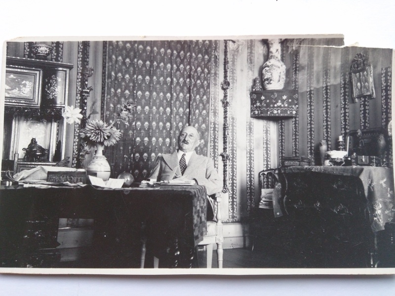 Paul Landriau Directeur des cotonnières du Tonkin a Nam Dinh  vers 1925 Dsc_3213