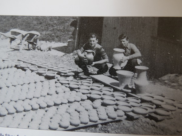 Are these vases Glen Afton / Partridge Pottery ?? Silva_17