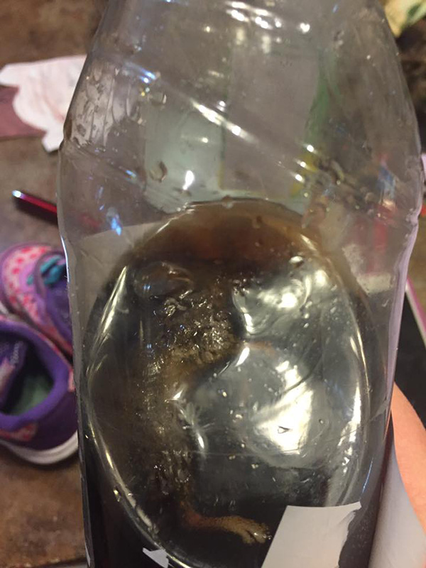 CLAIM: TODDLER FINDS DEAD RAT DECOMPOSING IN HIS DR. PEPPER Soda-r10