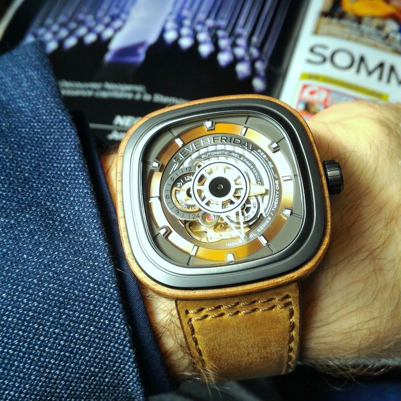 Le Club des Heureux Propriétaires de SevenFriday - Page 32 Img_2011