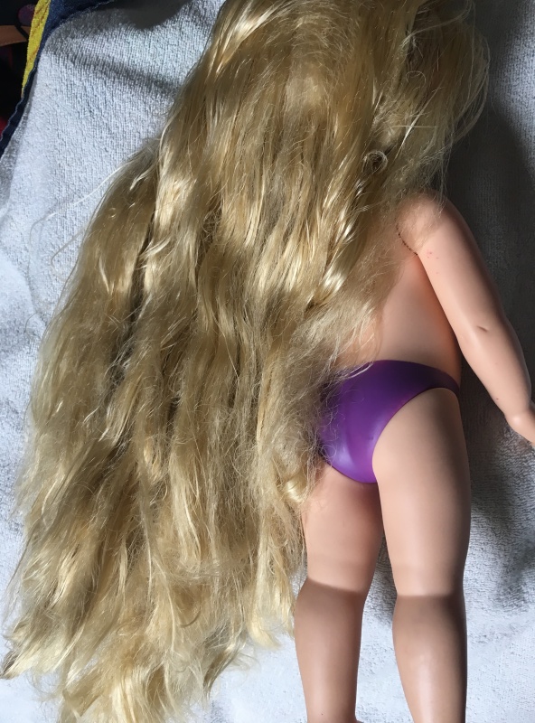 raiponce - [Conseils/Astuces] Remettre en état les cheveux d'une poupée d'occasion - Page 5 Image11