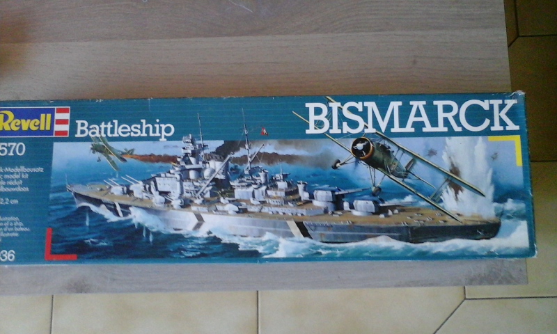 Le Bismarck de chez Revell échelle au 1/570 20160418