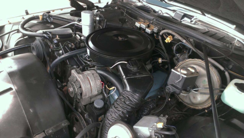 1973 Pontiac Grand Prix - Mint - 17k Miles Engine10