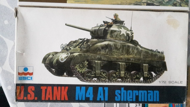Sherman M4-A1 --ESCI 1/72 plus Jeep 1/4 ton Italeri 1/72 ----FINI------ Sherma10