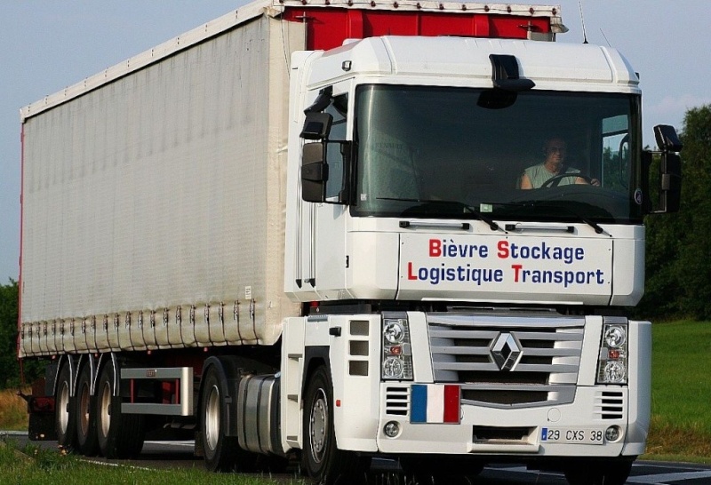 BSLT Bièvre Stockage Logistique Transport (St. Etienne de St Geoirs 38) Magnu312