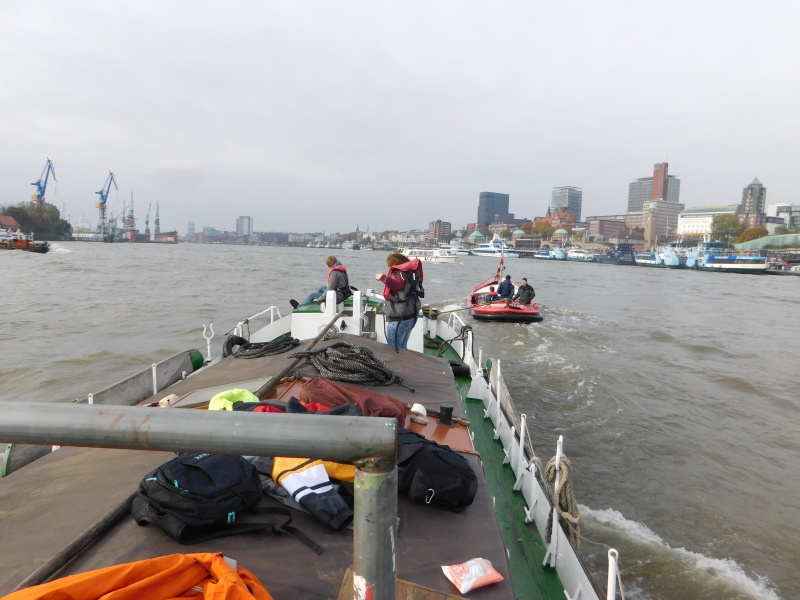 Der Willi kommt zurück in den Stader Hansehafen Dscn0810