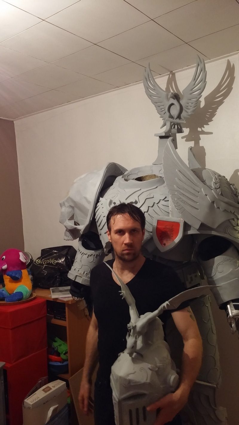 [TERMINE] warhammer 40k cosplay : l'armure de l'Empereur-Dieu de l'humanité - Page 25 20160421