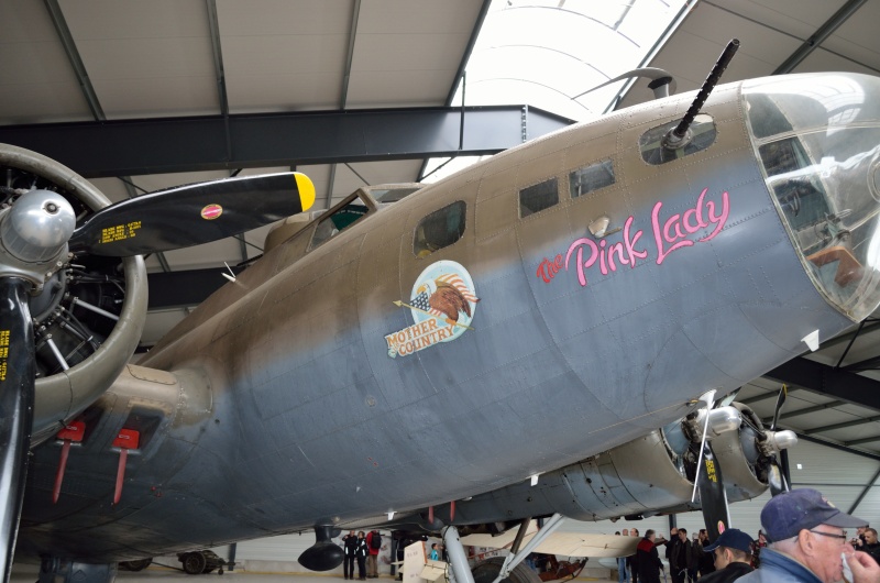 B-17 Pink Lady / Mother Country Dsc_0021