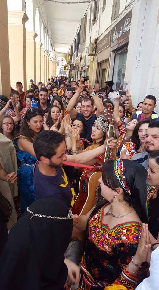 Alger 12 Avril 2016: Les kabyles un peuple qui respire la vie 217