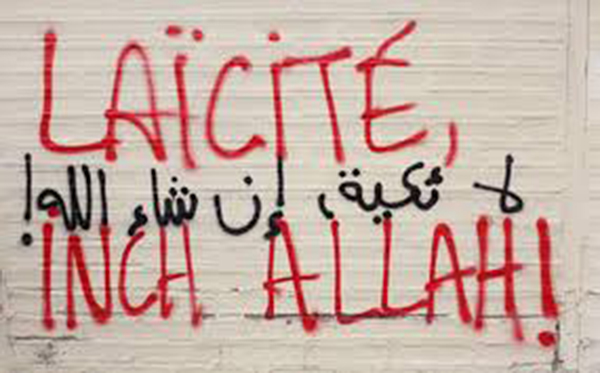 #‎Etude‬ : 54,8% des algériens pour «la laïcité»  Et vous, Vous êtes ‪#‎Pour‬ ou ‪#‎Contre‬ la laïcité ? 285