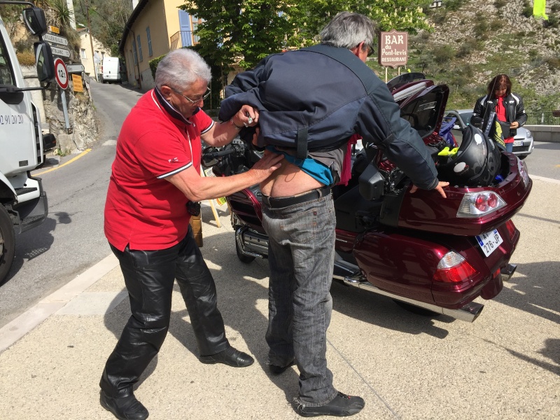 CR + Photos vidéos RASSEMBLEMENT MAI 2016 à NICE D10