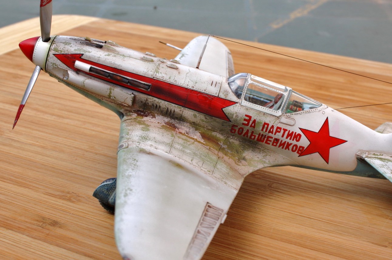 Mikoyan et Gurevitch      MiG 3 trumpeter 1/48 Img_2326