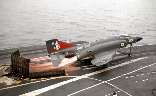 [HobbyBoss] 1/72 Sea Jaguar " In the Navy" 4a0f6f10