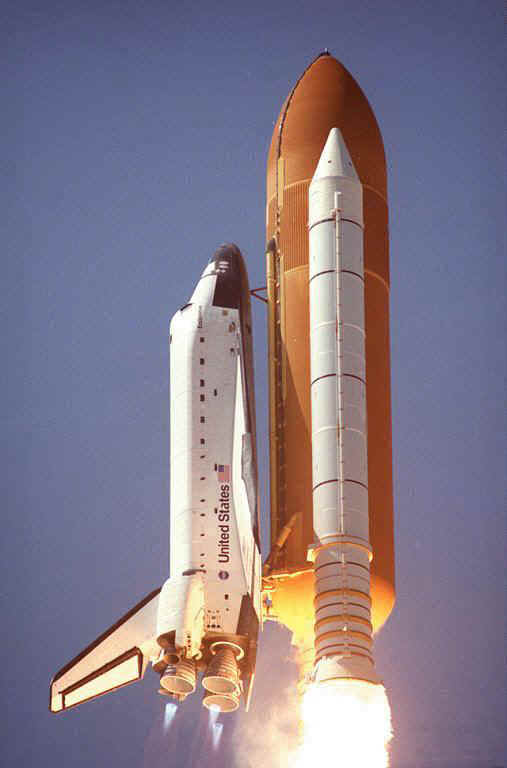 Launch Tower & Space Shuttle [Revell 1/144] - Ouverture de boite et montage par Fox Navett10