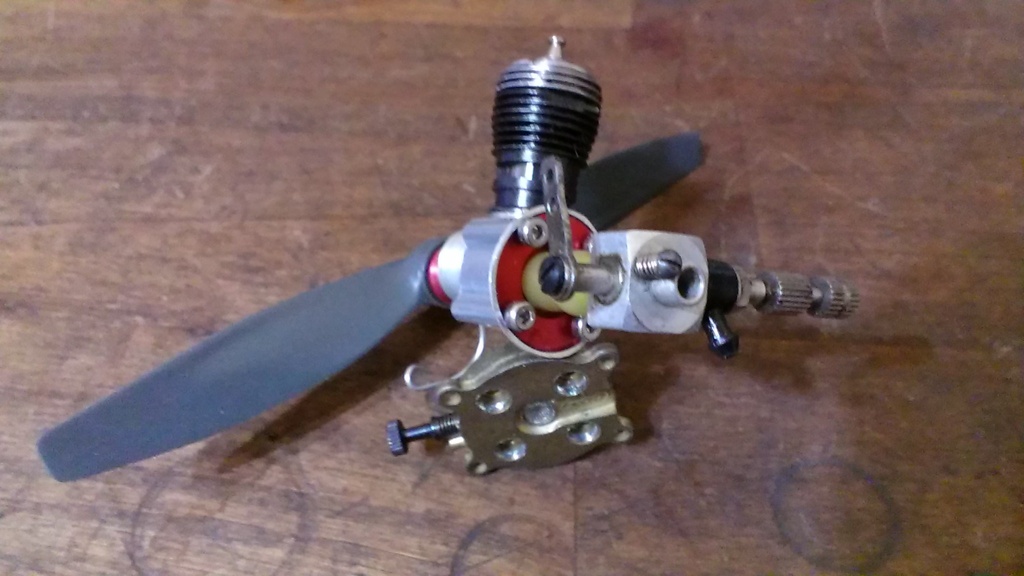 Cox .01 /.02 /.05 /.09 /.15 Speed Planes - Page 2 Imag2819