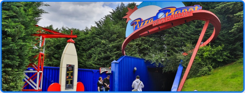 [Parc Disneyland - Discoveryland] Buzz Lightyear's Pizza Planet 11710