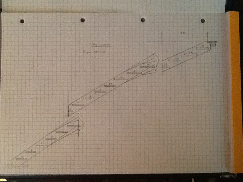 Escalier provisoire devenu définitif en pin sylvestre, à double balancements Image14