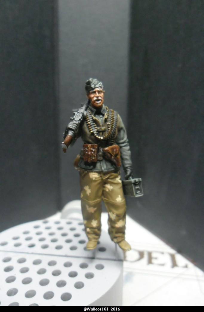 MG34 gunner Darius Minatures 1/35 terminé ! - Page 3 Camo0111