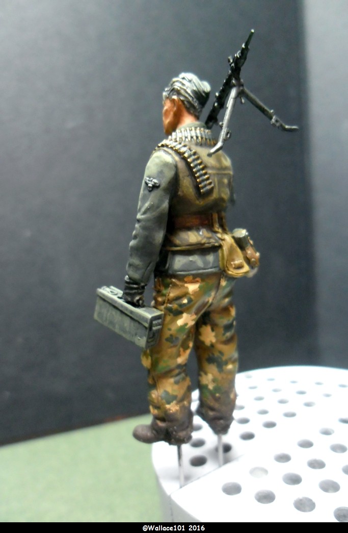 MG34 gunner Darius Minatures 1/35 terminé ! - Page 3 Camo_f11