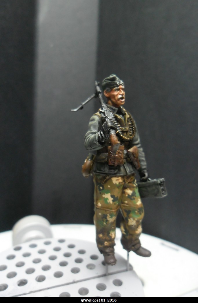 MG34 Gunner mars 1945 Darius miniatures 1/35 Fini_013